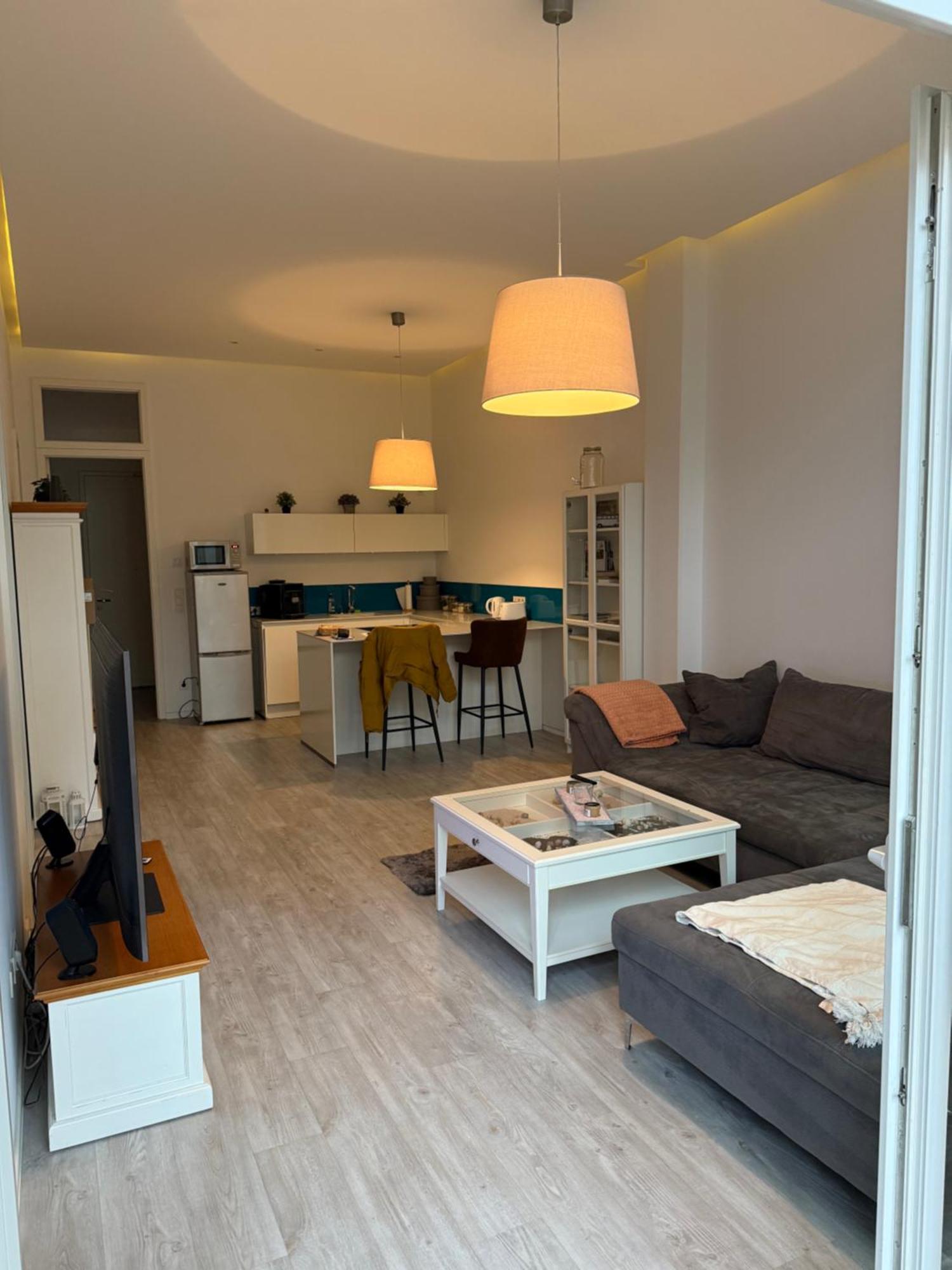 Relax-Wohnung Mit Balkon Ueber Die Weisse Elster Leipzig Exteriör bild